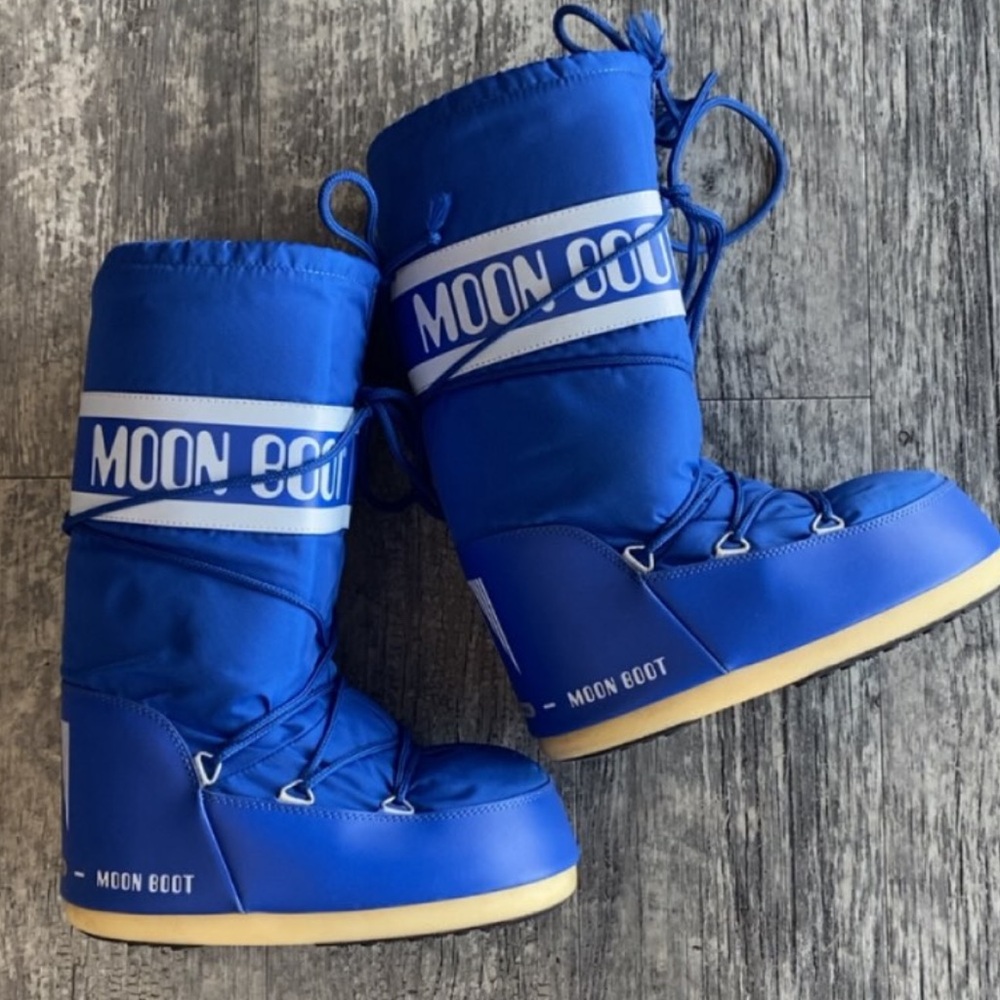 Moon Boot Icon Nylon Boot Electric Blue US 7 - 8.5 EUC